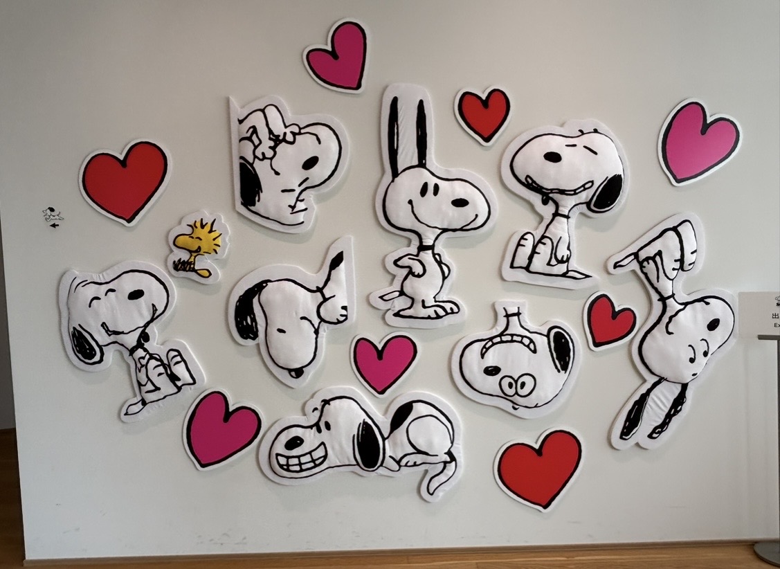 スヌーピーミュージアム ハッピーラブ展示